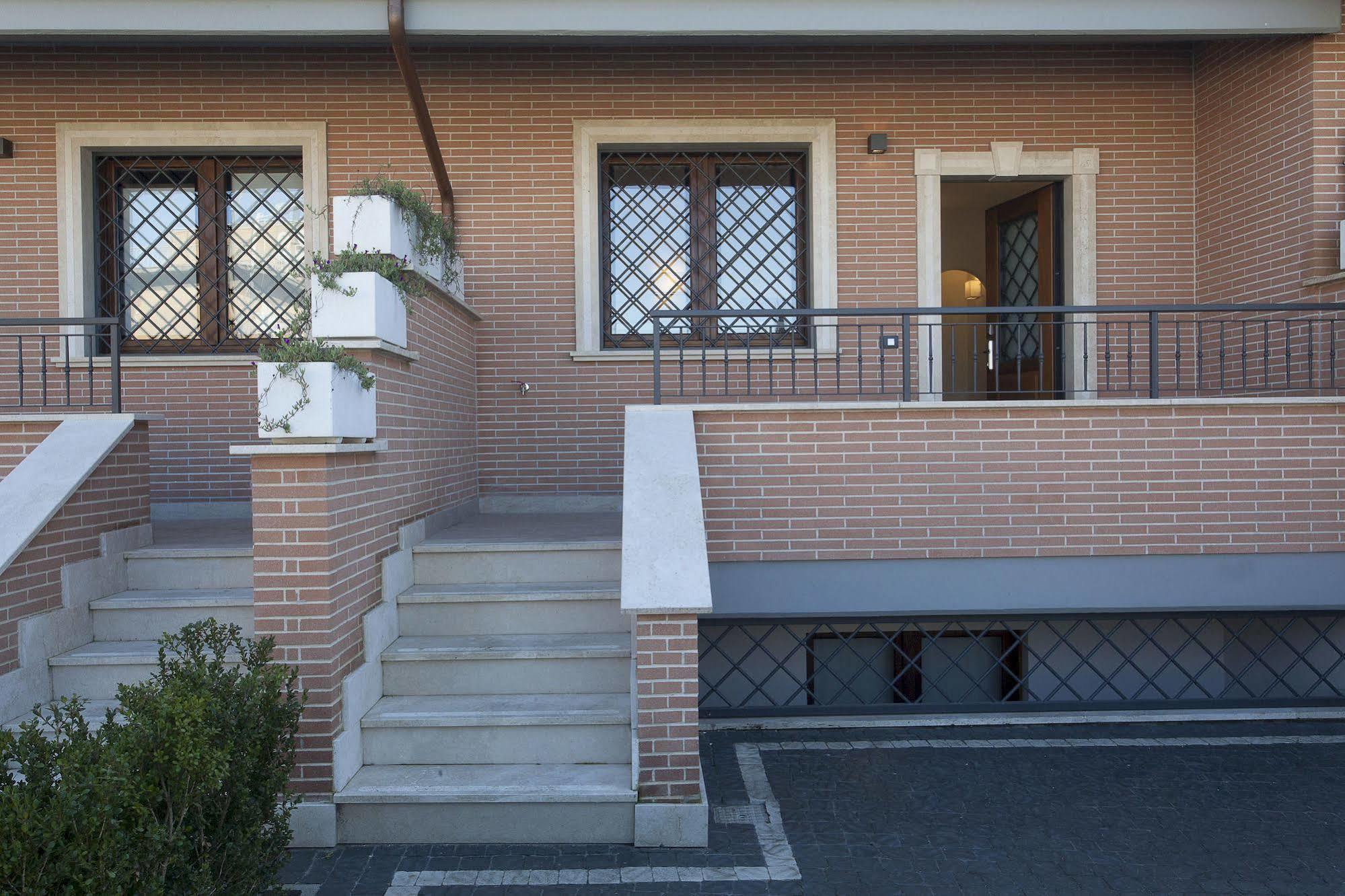 Domus Anagnina Villa Чампино Екстериор снимка